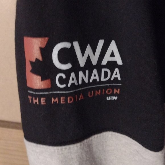 Men's sweater - Picture 2 of 2